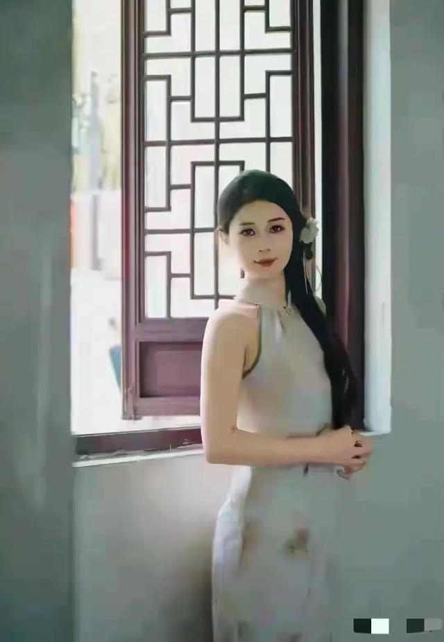 江苏徐州一校花仙姿玉色 堪称上帝吻过的容颜 美得让人移不开眼