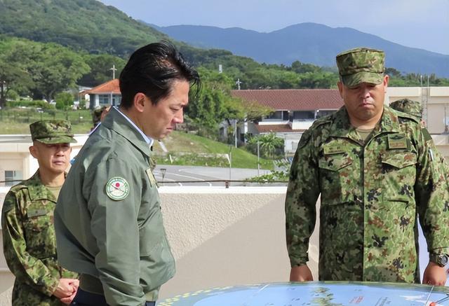 局势已恶化，日本的战争准备全面铺开？高市政府通知中国2个不变