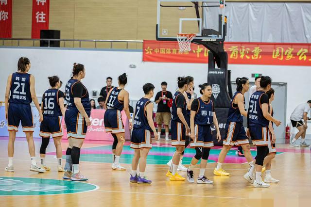 就在刚刚 8月12日下午 中国女篮传来 李梦 李月汝 四川女篮 新消息！