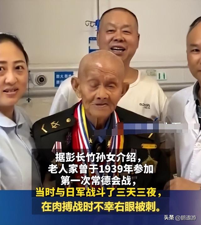 被央视怒批、脑袋空空，德不配位，难怪阅兵从不邀请“流量”明星