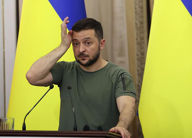 又一个乌克兰！全面去俄化，不准再叫将军，只能叫突厥军衔