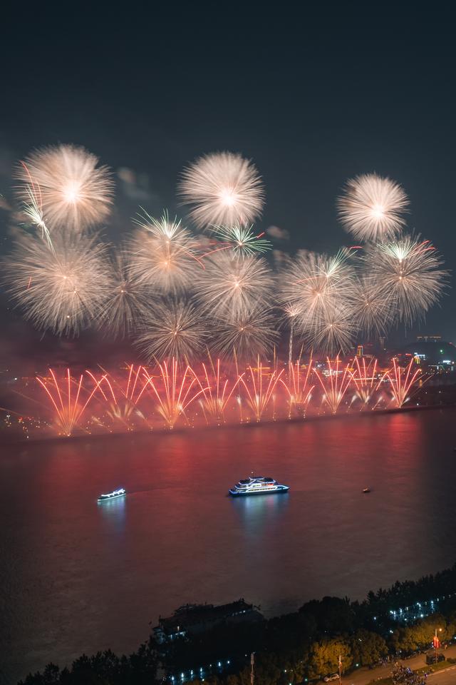 2025国内最受欢迎的50个旅行地，宜老宜少，你去过了几个？