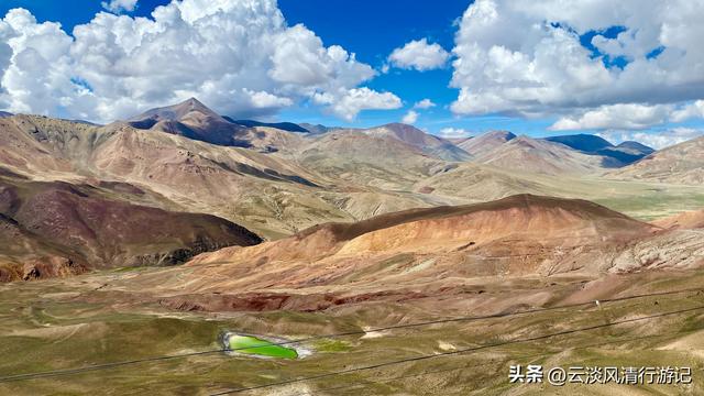 玛琅峡谷，札达土林最佳观赏点之一，有绝佳的日出日落和星空银河