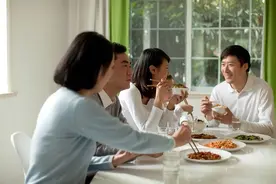 女儿男朋友第一登门，教你如何迎接图片