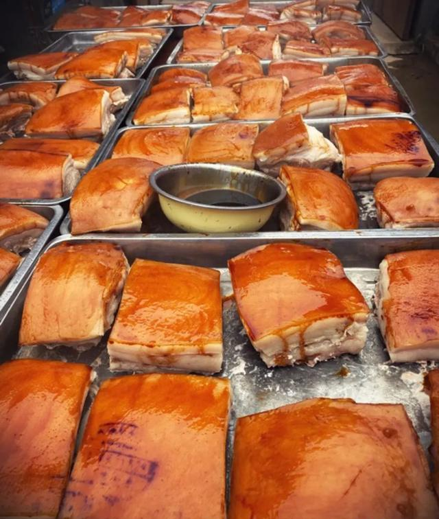 工地上食堂卤的肥肉卖的很快，为啥工人都喜欢吃肥肉？