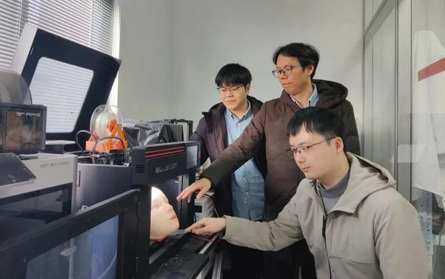 动态变脸面具，看我“72变”！