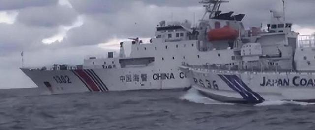 中日架炮海上对峙3小时！日船只夜袭钓鱼岛，中方再次通告联合国