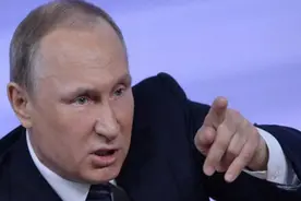 没等到特朗普电话的普京，一夜迎来数个坏消息，或有第三国参战？图片