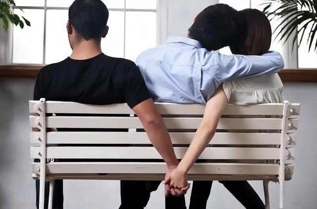 不愧是全球第1“绿帽”国家！女性出轨率60%，男人出轨零容忍？