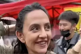 安娜现状曝光：老态尽显，刘烨息影三年，只为照顾生病的她图片