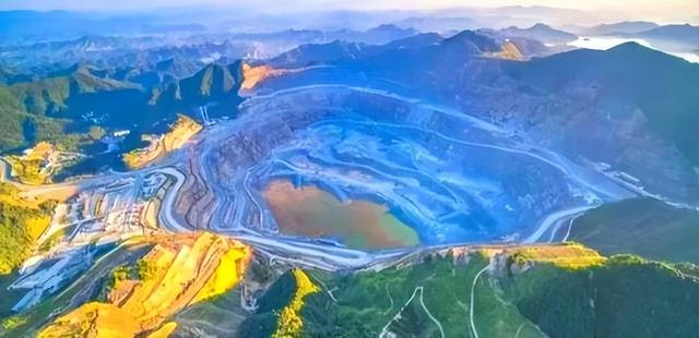 江西传来一声怒吼！挖出一个“地球巨眼”，江西将迎来发展快车道