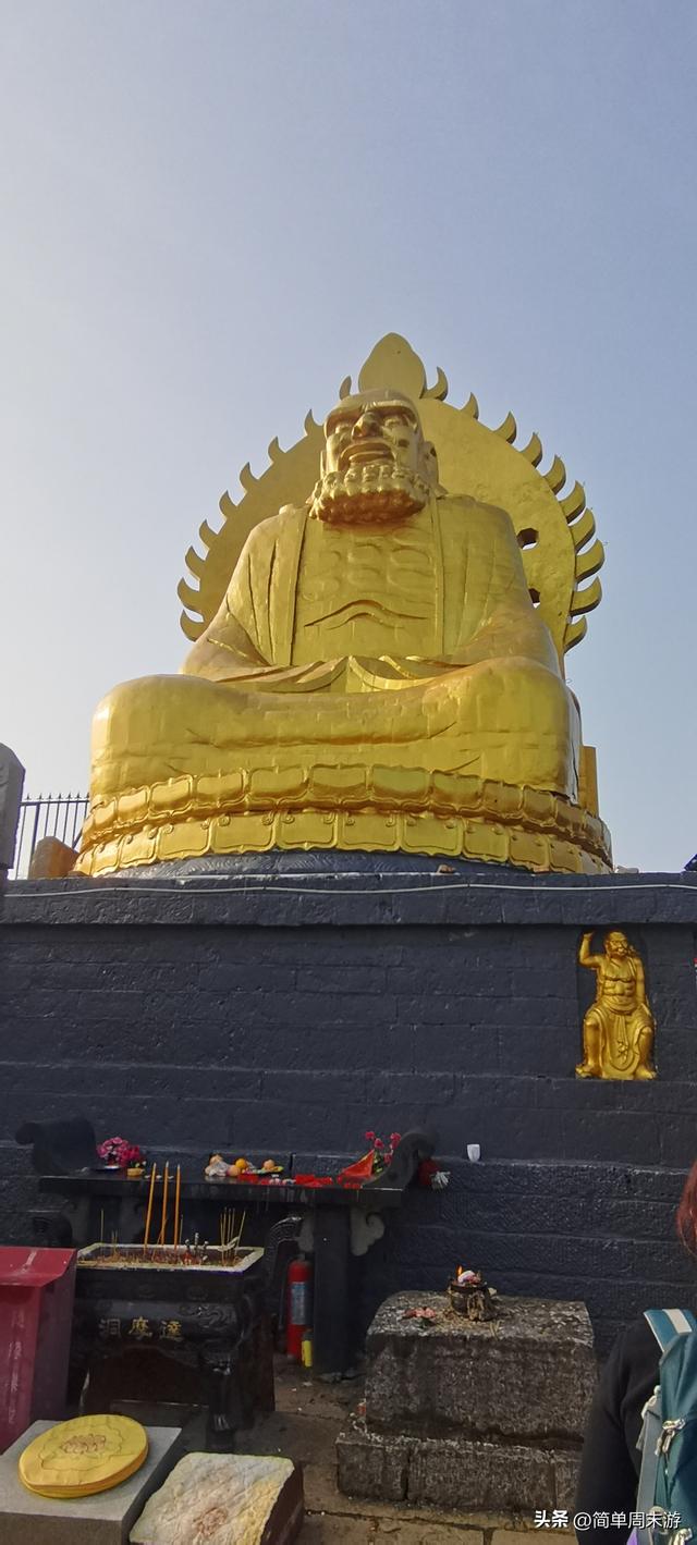 16）嵩山秋行记：27人踏秋赏红叶，从西山脊到古刹禅心