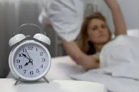 对睡眠最有帮助的运动，它排名第一图片