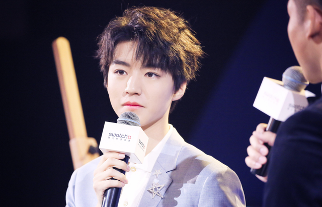 全红婵做梦也没想到，自己随手一个举动，竟给王俊凯惹了个大麻烦