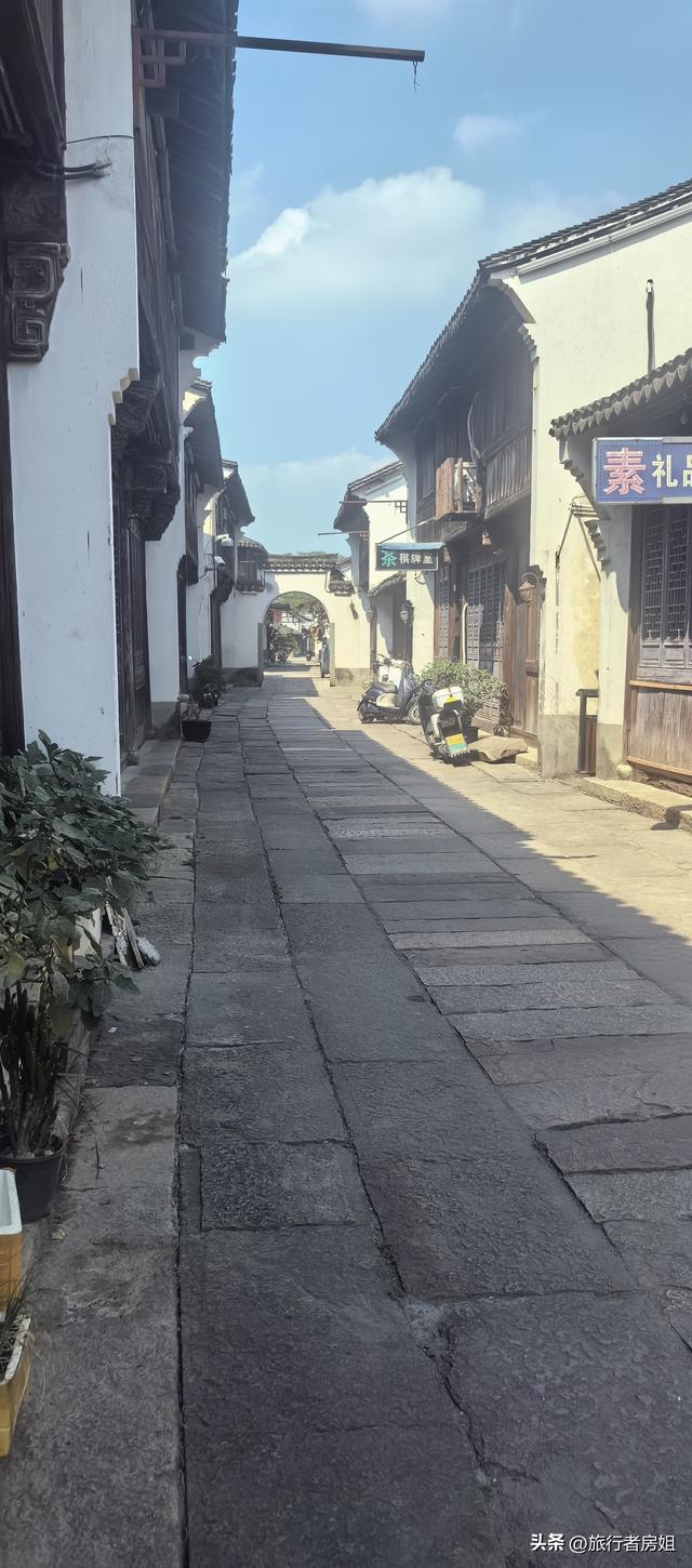 天下奇观钱塘江潮，为了看你一眼我们竟然等了近两个小时