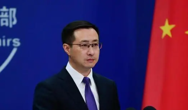 南海进入混合战，中方刚打退菲船，不到24小时，美国找到出兵借口