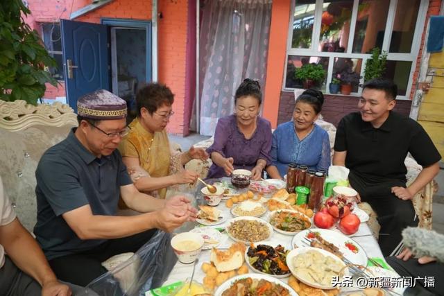 跨越山河的团圆！辽宁锦州六旬夫妻自驾3800公里赴新疆塔城第二故乡与亲人相聚