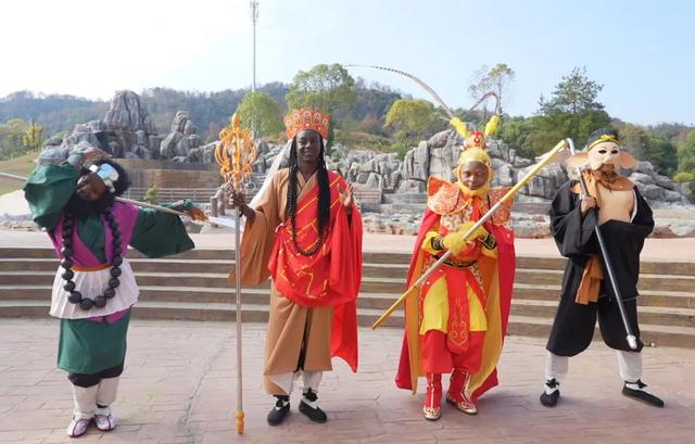 【萌狮叫醒服务】上线！快来给“最萌查房官”取个神仙名字吧！