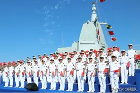 🤩明星进军港，更多精彩看这里!图片