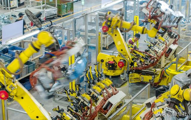 “十五五	”规划建议诞生记