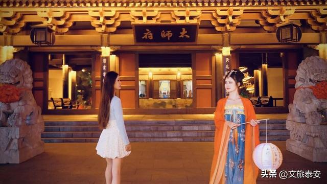 惊艳！大宋不夜城「宋潮幻夜」亮灯启幕！谁看到这种 “超现实梦境” 都会迷糊！