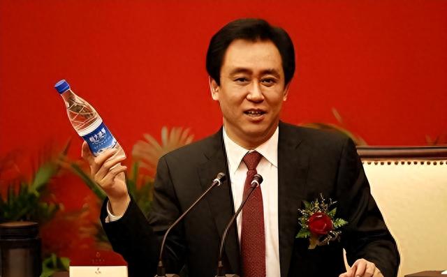 又是美国！许家印干了三件滔天恶事，让国家左右为难！