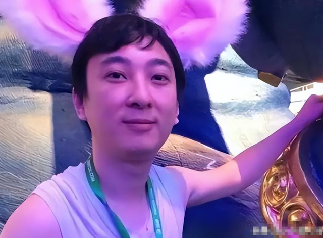 王健林跌出福布斯后又被执行！王思聪再传大丑闻，果然富不过三代