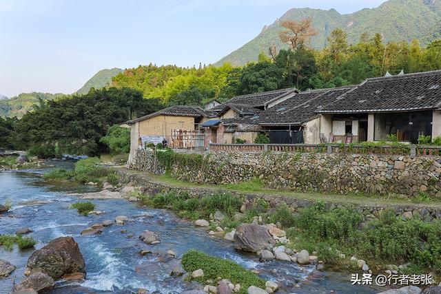 走遍福建古村落，霍童古镇一座因“石头”闻名的古村，名字都带石