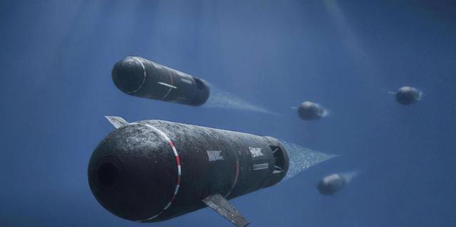 俄罗斯“末日武器”亮相，核博弈升级背后暗藏危机！