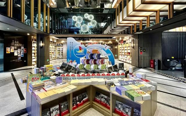 坐着BRT,逛吃临沂!这趟公交慢游,藏着整座城的烟火~