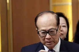 97岁李嘉诚最担心的不是自己身体，也不是舆论，而是2个儿子图片
