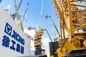 中日机械巨头对比：日本小松年营收270亿美元，徐工集团多少？图片