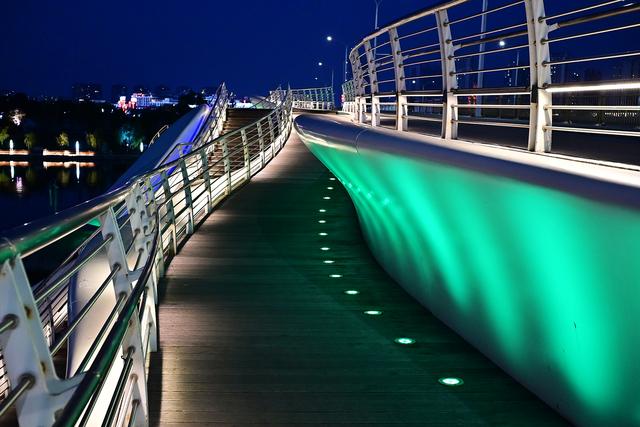 600元国产定焦，四种题材可玩性如何？体验铭匠Z口镜头23mm F1.8