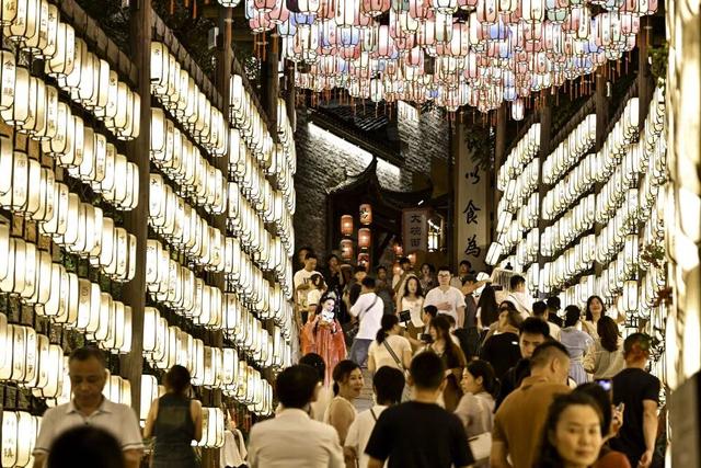 望仙谷被错认成日本景区，我外交官纠正：这是在中国，不是日本！