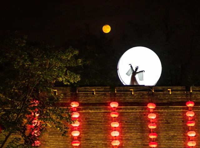 国庆×中秋双节狂欢！台儿庄古城日夜连嗨，等你来打卡！