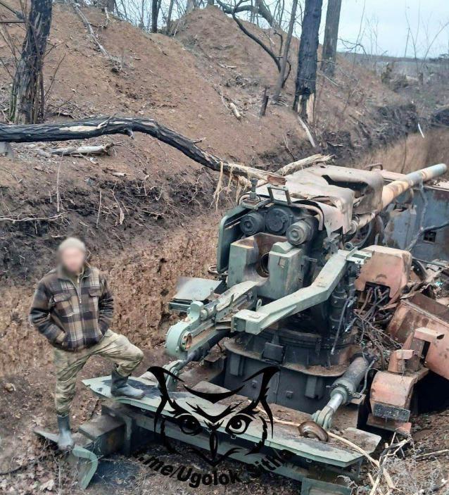 美国已入死局？12架轰炸机升空	，齐射120枚导弹，炸崩乌克兰电力