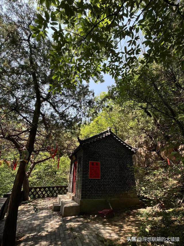 这回去莱芜爬山，目的地：永宁崮，却误打误撞又进了大舟院