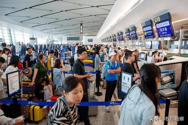 机票价格大跳水！多条航线1折白菜价，隐藏福利薅到爽