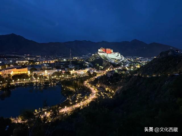 拉萨迎大庆氛围满满！