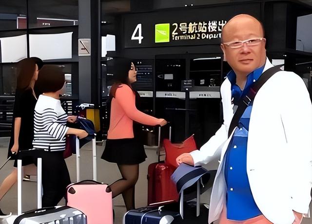 中国首例1000亿骗局！上百万人血本无归，凶手却每天花两万养情妇