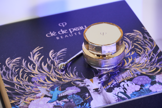 扯白||被叫“女士”的年纪，我却更相信童话了