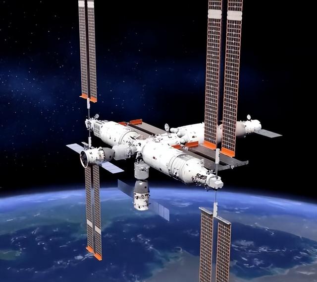 神舟二十遇碎片撞击？中国载人航天应急救援，7天就能接回航天员