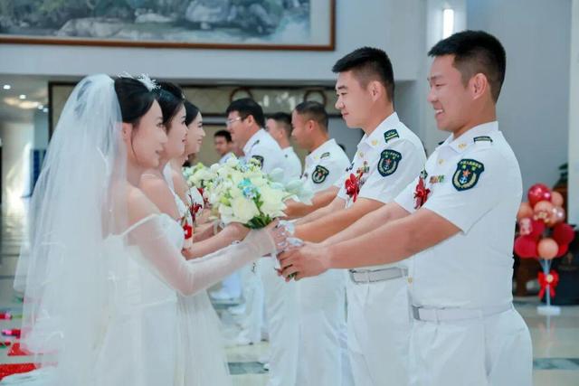官宣喜讯：他们结婚了，全网祝福