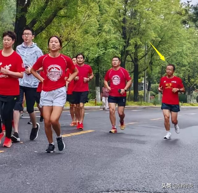51 岁清华晨跑大神刘小平离世！前天还报铁三，8 年自律没躲过意外