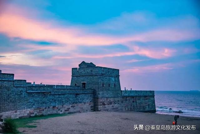 跟着蒙曼游秦皇岛 ！开启一场充满文化韵味的旅程