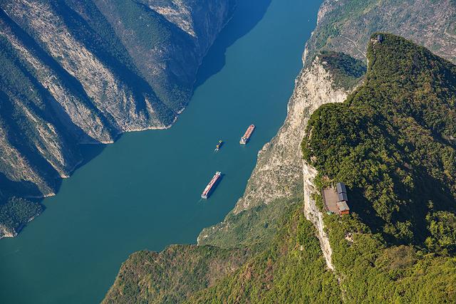 2024深秋四川行17 三峡之巅景区：登三峡之巅，揽夔门雄姿​