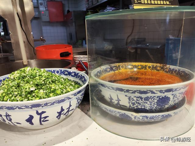 兰州第一餐，从一碗牛肉面开始