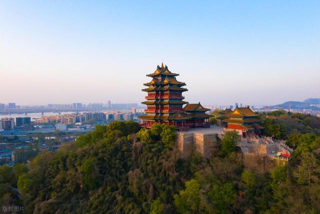 南京旅游全攻略：7天玩转六朝古都，附避坑指南与美食地图