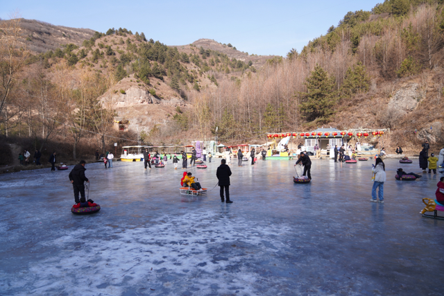 陇南，在冰瀑与雪野之间。