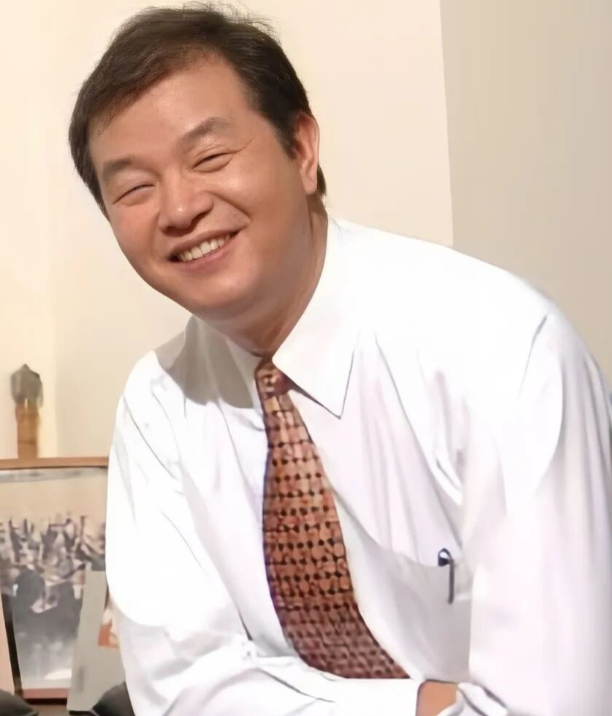 求伯君的“神作”回归C位，竟让微软“全家桶”坐立不安？